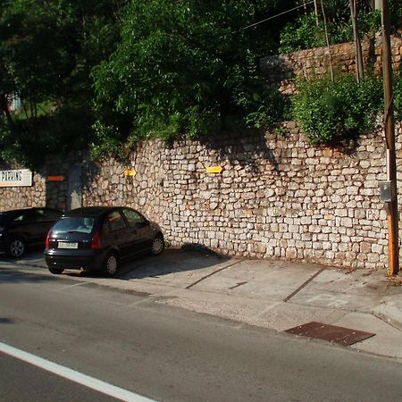 Apartments And Rooms Deskovic Mošćenička Draga Exterior foto