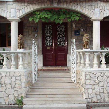 Apartments And Rooms Deskovic Mošćenička Draga Exterior foto