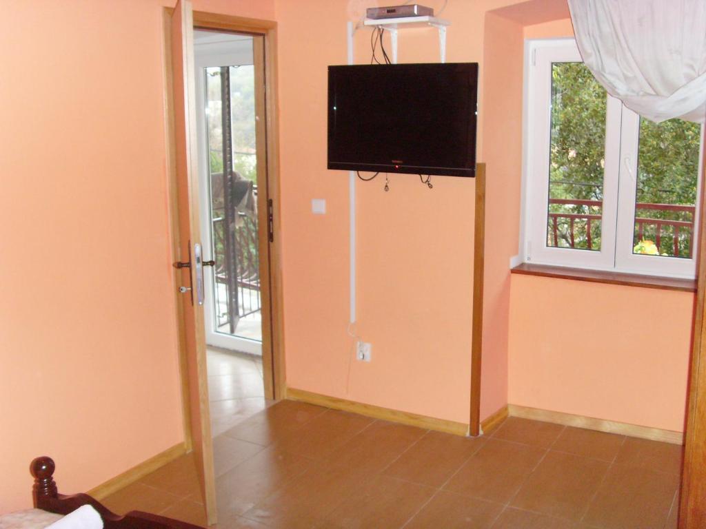 Apartments And Rooms Deskovic Mošćenička Draga Quarto foto