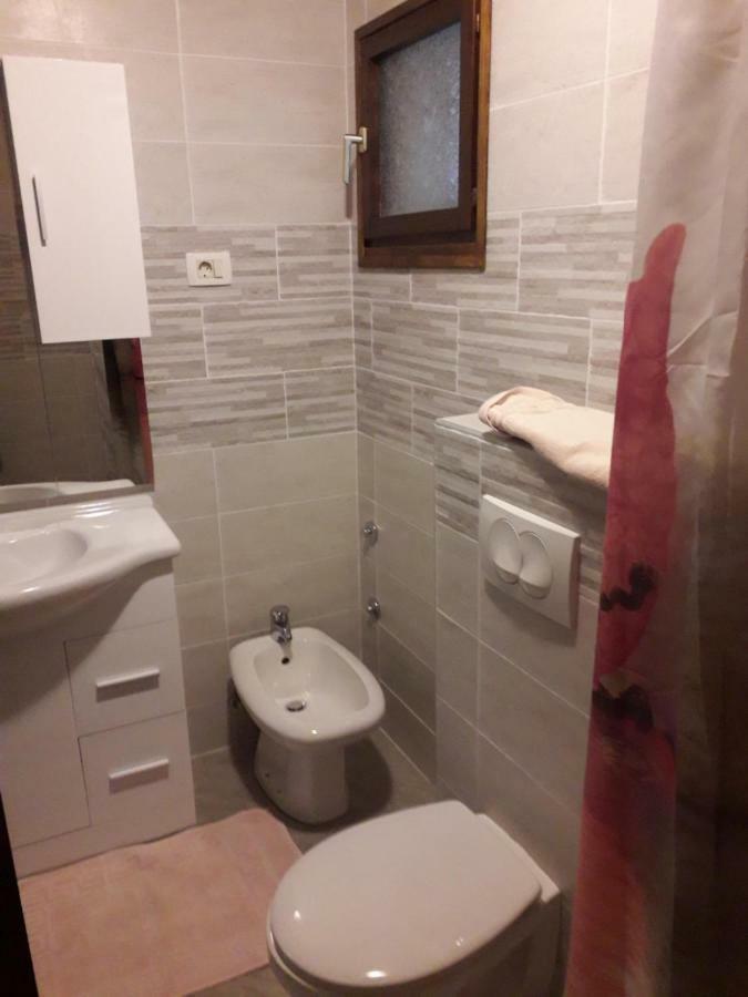 Apartments And Rooms Deskovic Mošćenička Draga Exterior foto