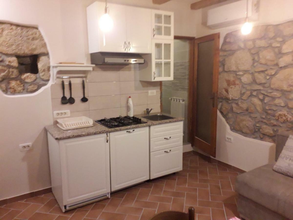 Apartments And Rooms Deskovic Mošćenička Draga Exterior foto